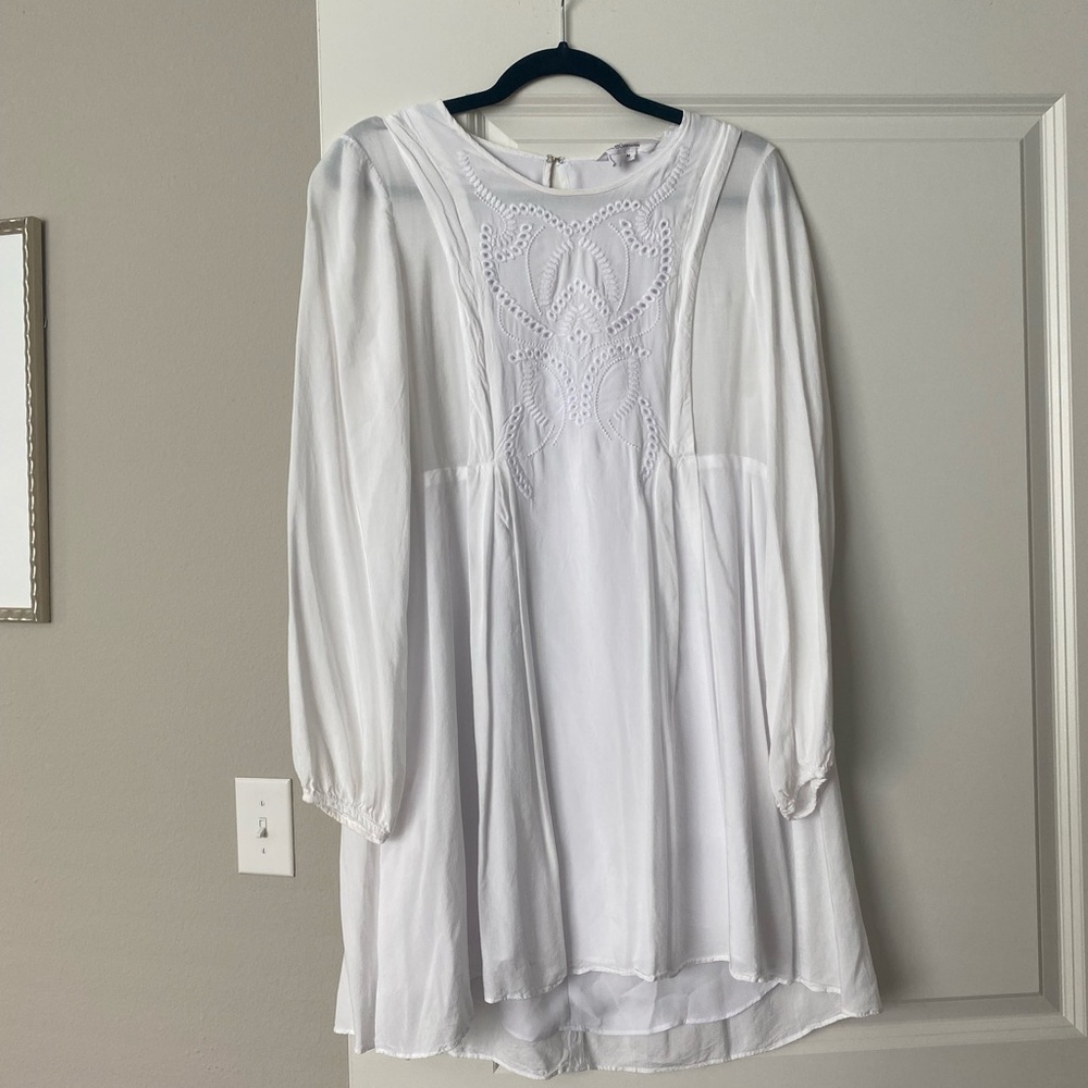BCBGeneration White Long Sleeve Dress